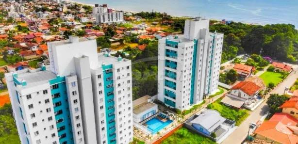 Apartamento com 2 Quartos para alugar, 53m² no Itacolomi, Balneário Piçarras