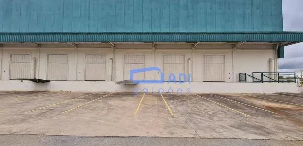 Galpão / Depósito / Armazém para alugar, 4067m² no Jardim dos Camargos, Barueri
