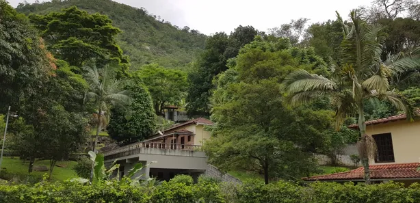 Fazenda / Sítio / Chácara com 9 Quartos à venda, 2000m² no Barreira, Guapimirim