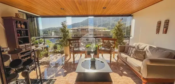 Apartamento com 4 Quartos à venda, 261m² no Duarte Silveira, Petrópolis