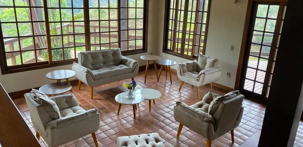 Casa de Condomínio com 6 Quartos à venda, 475m² no , Areal
