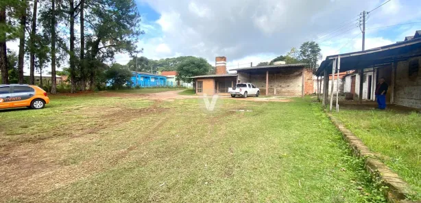 Galpão / Depósito / Armazém com 3 Quartos à venda, 631m² no Urlândia, Santa Maria