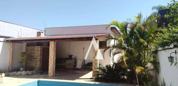 Sobrado com 2 Quartos à venda, 170m² no Niterói, Canoas