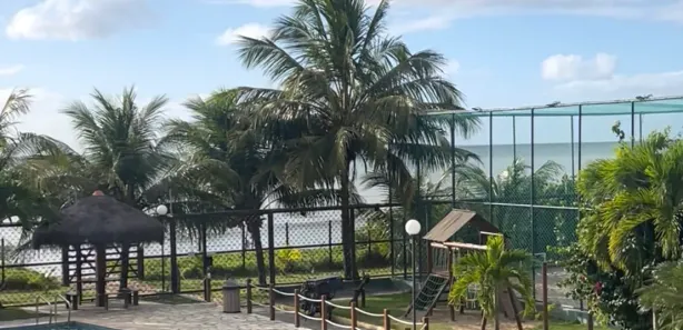 Casa de Condomínio com 3 Quartos para alugar, 110m² no Maria Farinha, Paulista