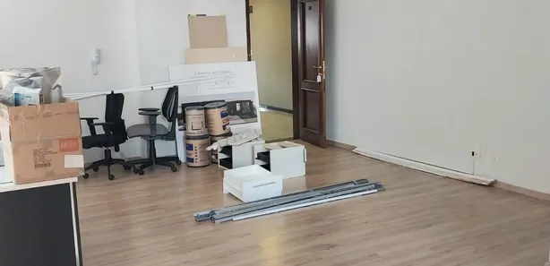 Conjunto Comercial / Sala com 1 Quarto para venda ou aluguel, 45m² no Centro, Curitiba