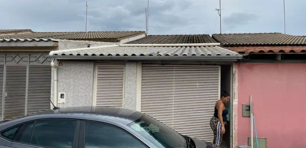 Casa de Condomínio com 2 Quartos à venda, 180m² no Chácara Lourdes Meireles, Valparaíso de Goiás
