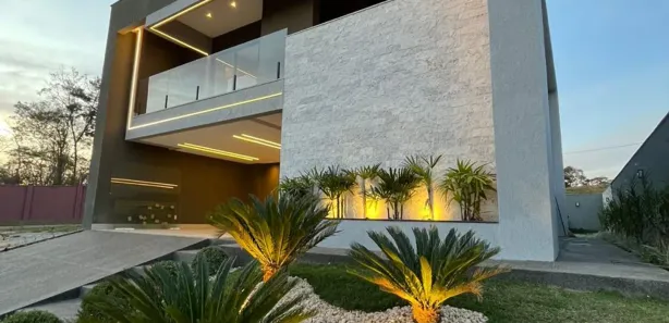 Casa de Condomínio com 4 Quartos à venda, 265m² no Jardins Capri, Senador Canedo
