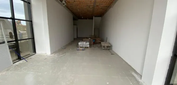 Loja / Salão / Ponto Comercial à venda, 44m² no Camobi, Santa Maria