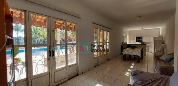 Fazenda / Sítio / Chácara com 3 Quartos à venda, 180m² no Jardim Santa Lúcia, Americana