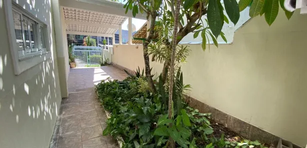 Casa de Condomínio com 5 Quartos para alugar, 261m² no São José do Imbassaí, Maricá