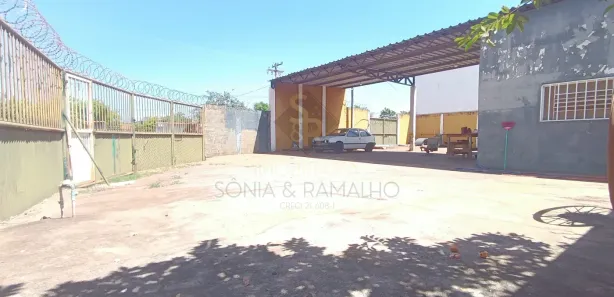 Loja / Salão / Ponto Comercial para alugar, 370m² no , Cravinhos