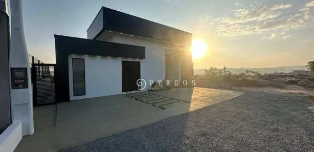 Casa de Condomínio com 4 Quartos à venda, 240m² no , Igaratá