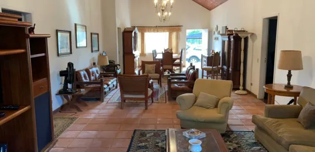 Fazenda / Sítio / Chácara com 4 Quartos à venda, 600m² no Loteamento Chacaras Embu-Guacu, Embu-Guaçu