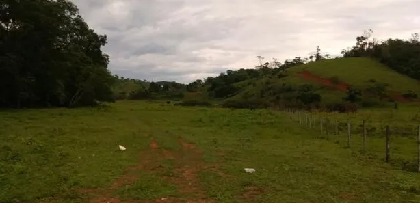 Hotel / Motel / Pousada à venda, 72000m² no , Niterói