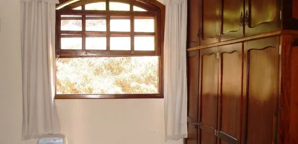 Fazenda / Sítio / Chácara com 3 Quartos à venda, 190m² no , Igaratá