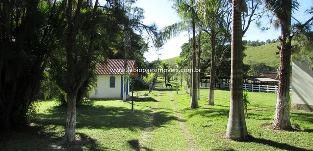 Fazenda / Sítio / Chácara com 7 Quartos à venda, 210200m² no Maraporã, Cachoeiras de Macacu