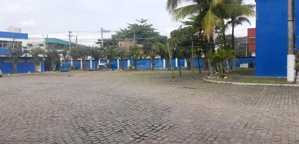 Galpão / Depósito / Armazém para venda ou aluguel, 10000m² no Vila São Luís, Duque de Caxias