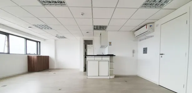 Conjunto Comercial / Sala para venda ou aluguel, 47m² no Rebouças, Curitiba
