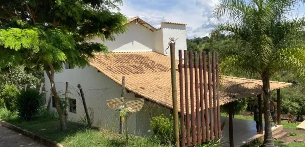 Casa de Condomínio com 3 Quartos à venda, 230m² no , Capim Branco