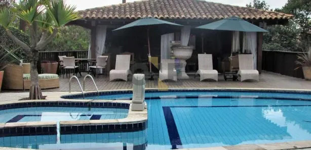 Casa de Condomínio com 4 Quartos para venda ou aluguel, 850m² no Granja Viana, Cotia
