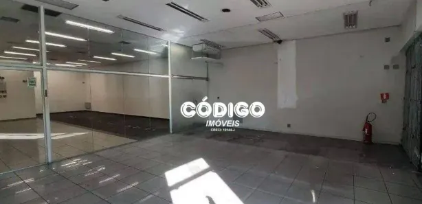 Prédio Inteiro para alugar, 1196m² no Parada Inglesa, São Paulo