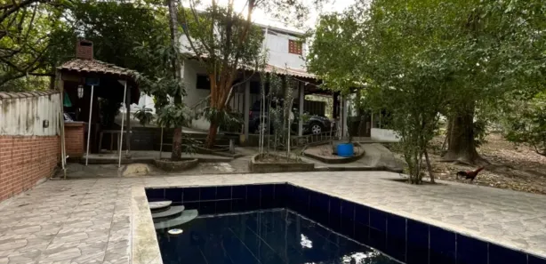 Fazenda / Sítio / Chácara com 3 Quartos à venda, 2700m² no Vale das Pedrinhas, Guapimirim