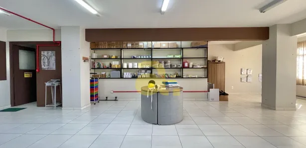 Conjunto Comercial / Sala para alugar, 100m² no Água Verde, Blumenau