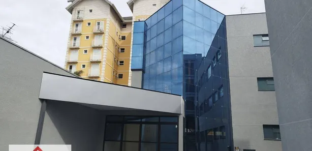 Prédio Inteiro para venda ou aluguel, 715m² no Atibaia Jardim, Atibaia