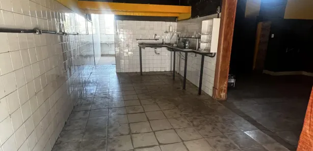 Loja / Salão / Ponto Comercial com 3 Quartos à venda, 280m² no Salgado Filho, Belo Horizonte