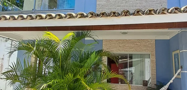 Sobrado com 3 Quartos à venda, 310m² no Buraquinho, Lauro de Freitas