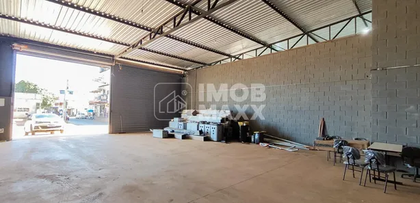 Galpão / Depósito / Armazém à venda, 330m² no Riacho Fundo II, Brasília