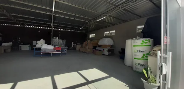 Galpão / Depósito / Armazém à venda, 384m² no Vila Lenzi, Jaraguá do Sul