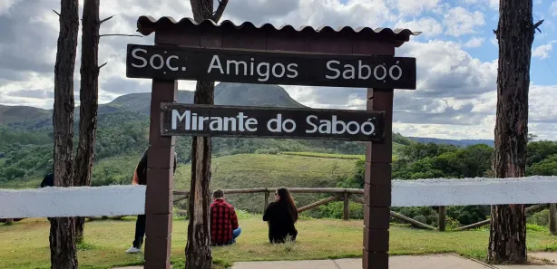 Fazenda / Sítio / Chácara com 2 Quartos à venda, 1000m² no Saboó, São Roque