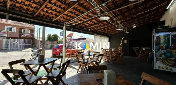 Loja / Salão / Ponto Comercial à venda, 203m² no Sítio Cercado, Curitiba