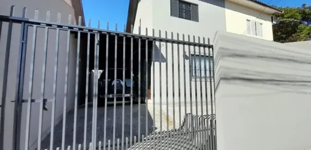 Casa com 2 Quartos para alugar, 75m² no Ouro Verde, Londrina