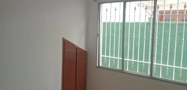 Sobrado com 3 Quartos para alugar, 180m² no Jardim Santa Emília, São Paulo