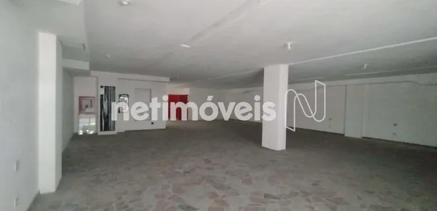 Prédio Inteiro para alugar, 720m² no Jardim Vinte e Cinco de Agosto, Duque de Caxias