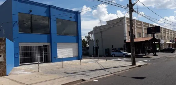 Galpão / Depósito / Armazém à venda, 460m² no Conjunto Manoel Mendes, Uberaba
