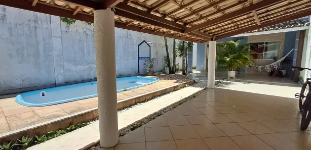 Sobrado com 3 Quartos à venda, 310m² no Buraquinho, Lauro de Freitas