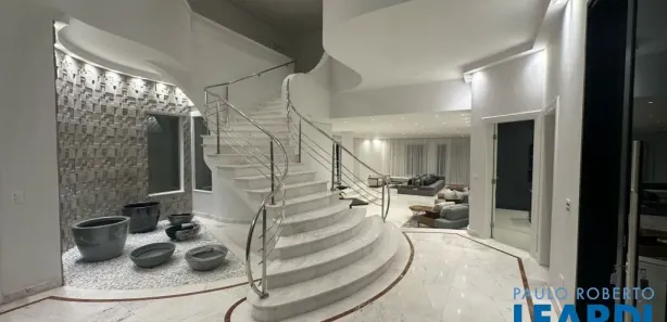 Casa com 5 Quartos para alugar, 1300m² no Tamboré, Santana de Parnaíba