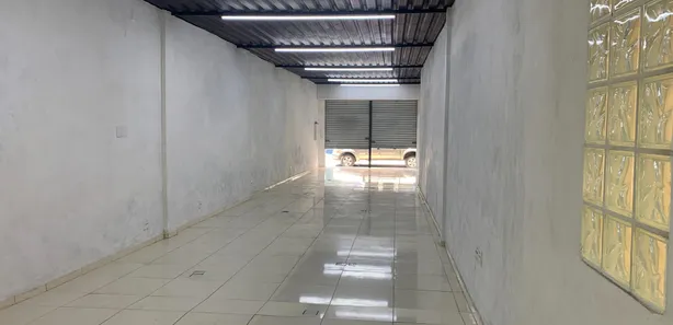 Loja / Salão / Ponto Comercial à venda, 100m² no Campos Elíseos, Resende