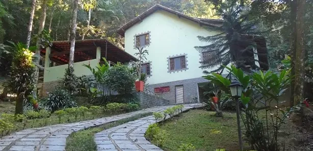 Casa de Condomínio com 3 Quartos à venda, 220m² no Caneca Fina, Guapimirim