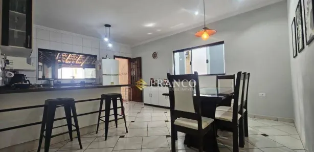 Sobrado com 3 Quartos à venda, 196m² no Esplanada Independência, Taubaté