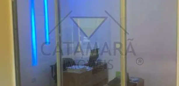 Prédio Inteiro para alugar, 220m² no Centro, Mogi das Cruzes