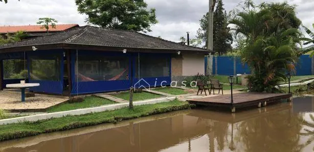 Fazenda / Sítio / Chácara com 4 Quartos à venda, 400m² no Chácaras Primavera, Caçapava