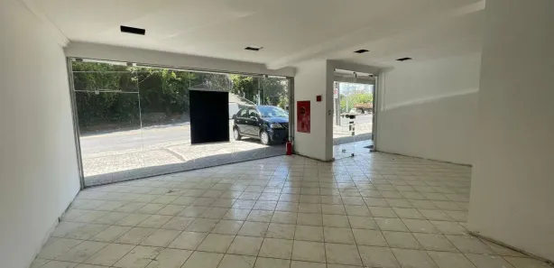 Loja / Salão / Ponto Comercial para alugar, 150m² no Vila Nova, Blumenau