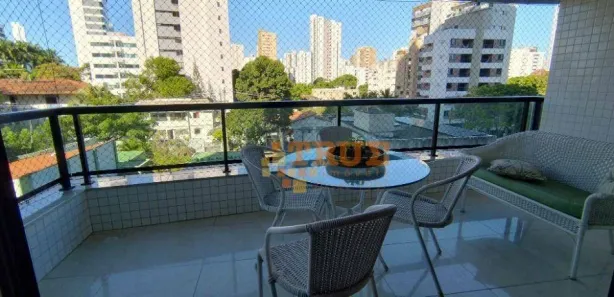 Apartamento com 4 Quartos à venda, 205m² no Casa Forte, Recife