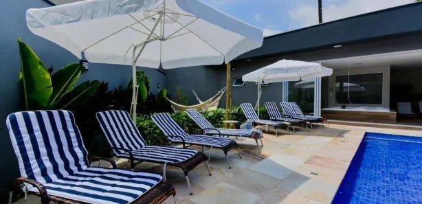 Casa de Condomínio com 7 Quartos à venda, 736m² no Jardim Acapulco, Guarujá