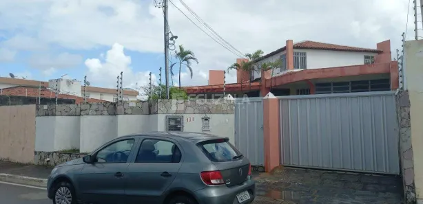 Casa com 4 Quartos para alugar, 210m² no Atalaia, Aracaju