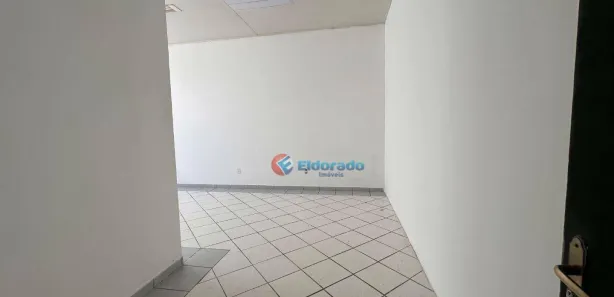 Conjunto Comercial / Sala para alugar, 35m² no Centro, Sumaré